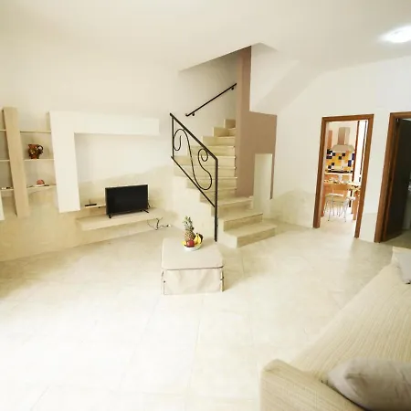 Locazione Turistica Villetta Emma Holiday home *